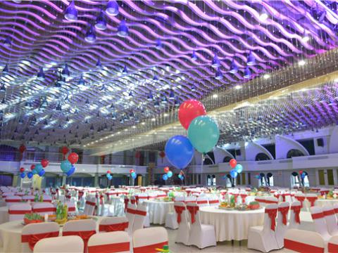 圣诞不“剩单”，，，，，，等你来造——永利集团官网集团团委平安夜举行圣诞狂欢活动